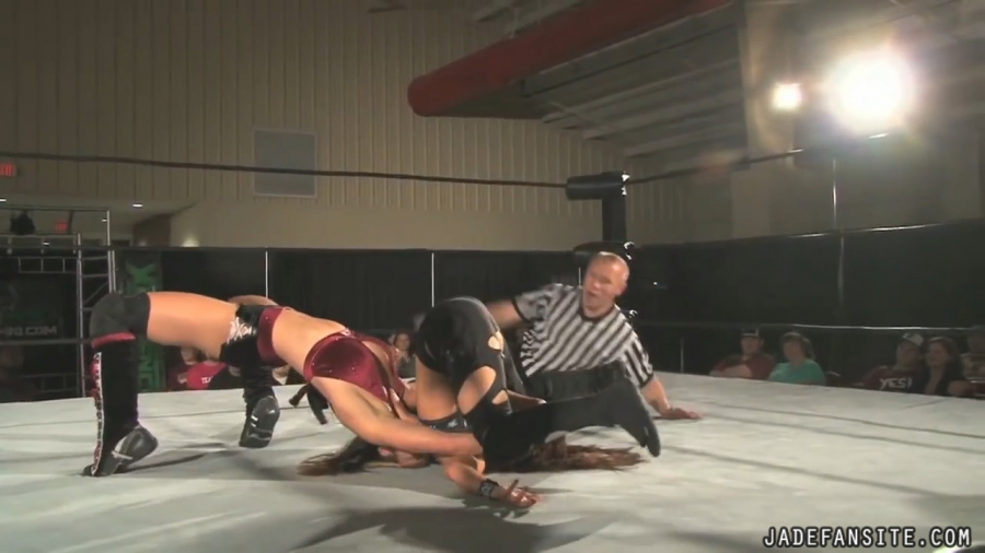 MiavsIvelisse08172013_Still1054.jpg
