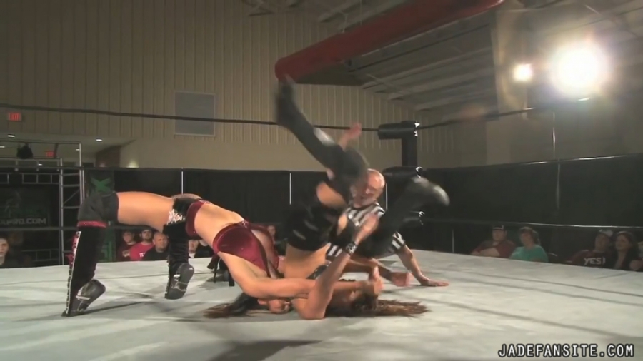 MiavsIvelisse08172013_Still1056.jpg