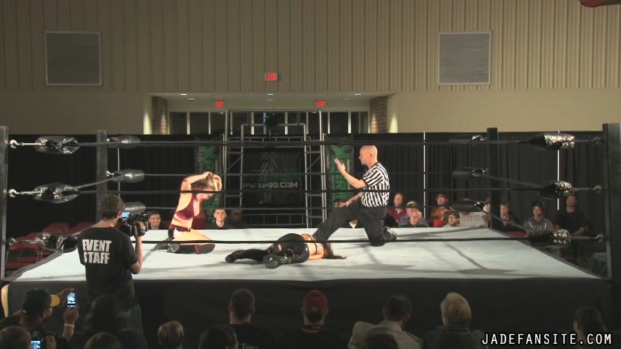MiavsIvelisse08172013_Still1062.jpg