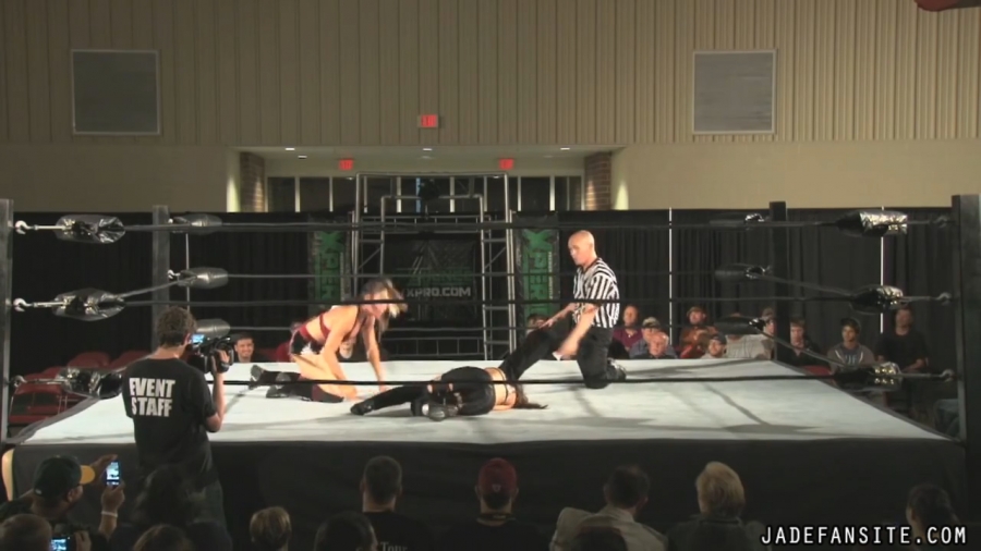 MiavsIvelisse08172013_Still1063.jpg