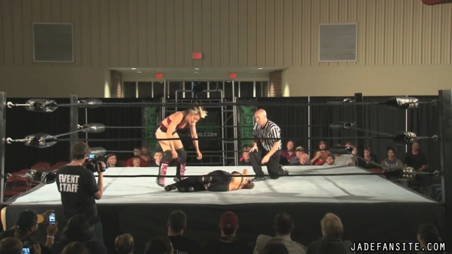 MiavsIvelisse08172013_Still1065.jpg
