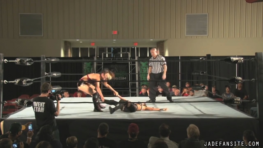 MiavsIvelisse08172013_Still1068.jpg