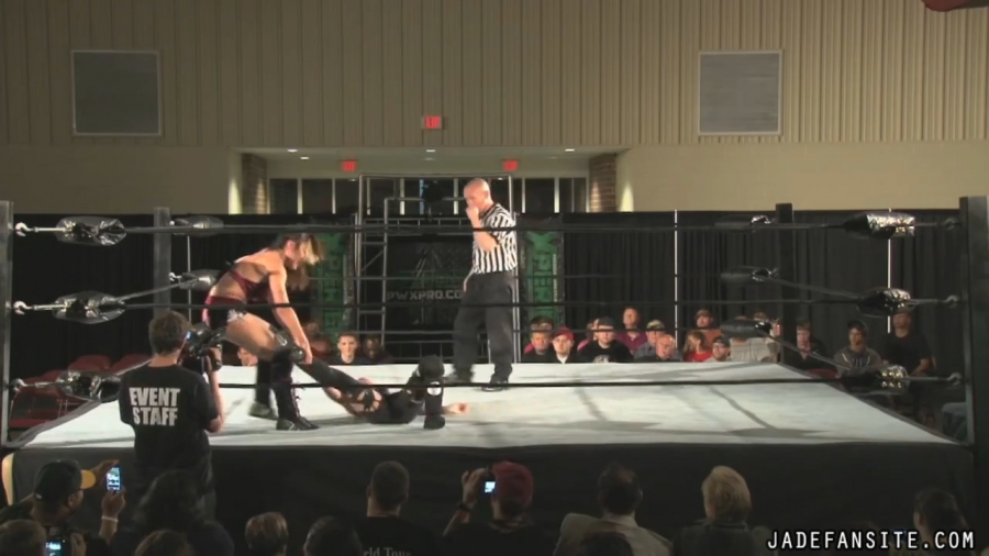MiavsIvelisse08172013_Still1070.jpg