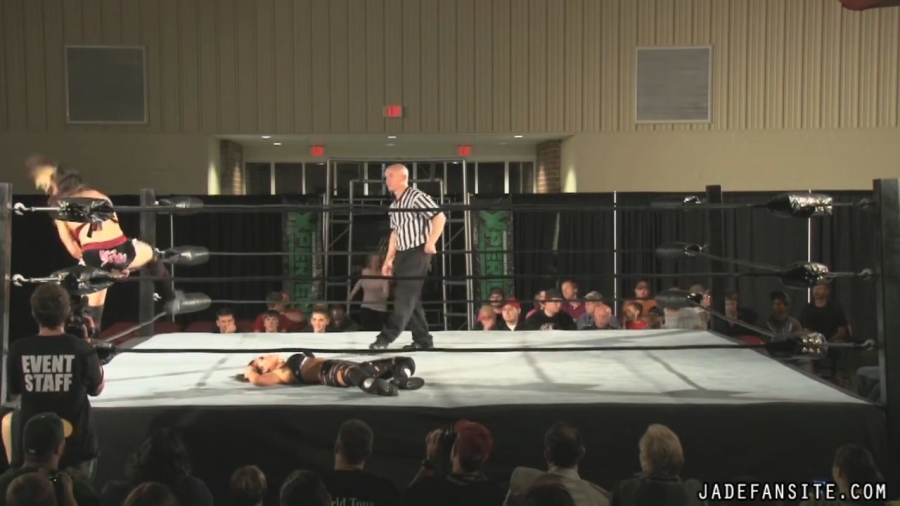 MiavsIvelisse08172013_Still1076.jpg