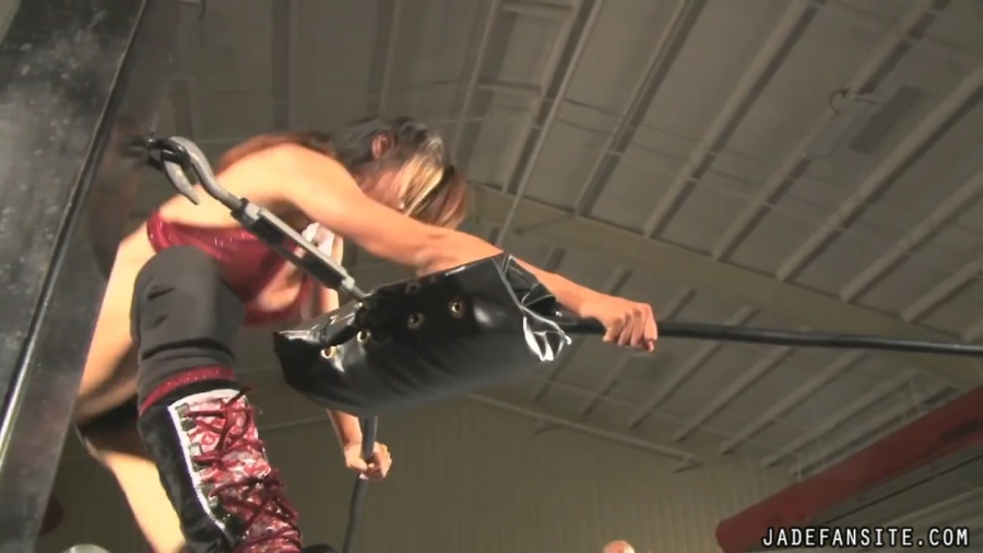 MiavsIvelisse08172013_Still1083.jpg