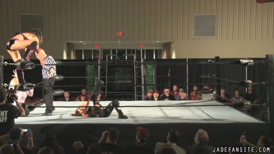 MiavsIvelisse08172013_Still1091.jpg