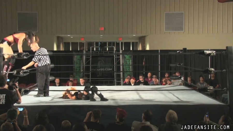 MiavsIvelisse08172013_Still1094.jpg