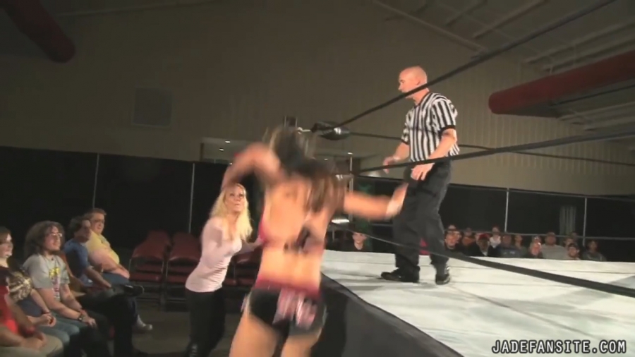 MiavsIvelisse08172013_Still1101.jpg