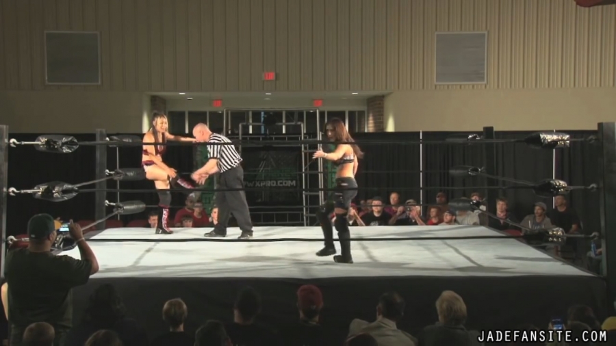 MiavsIvelisse08172013_Still122.jpg