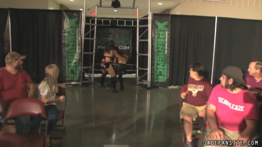 Click to view full size image
==============
MiavsIvelisse08172013_Still1226.jpg MiavsIvelisse08172013_Still1226.jpg