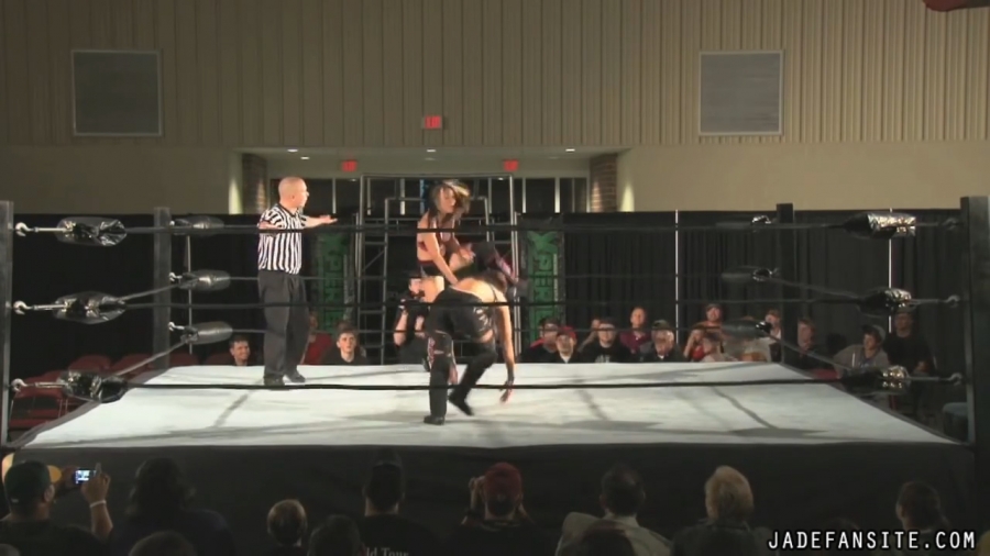 MiavsIvelisse08172013_Still1247.jpg