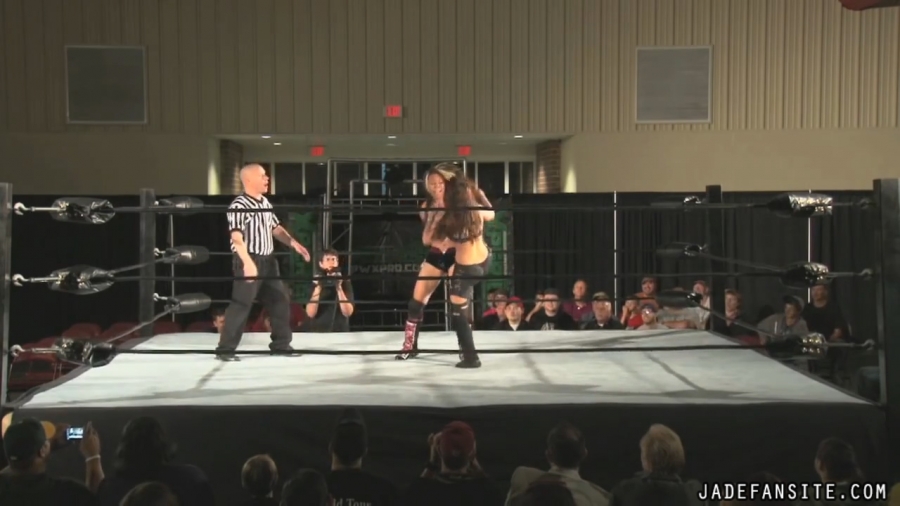 MiavsIvelisse08172013_Still1250.jpg