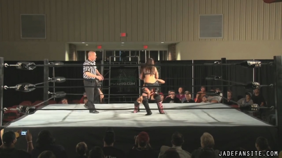 MiavsIvelisse08172013_Still1253.jpg