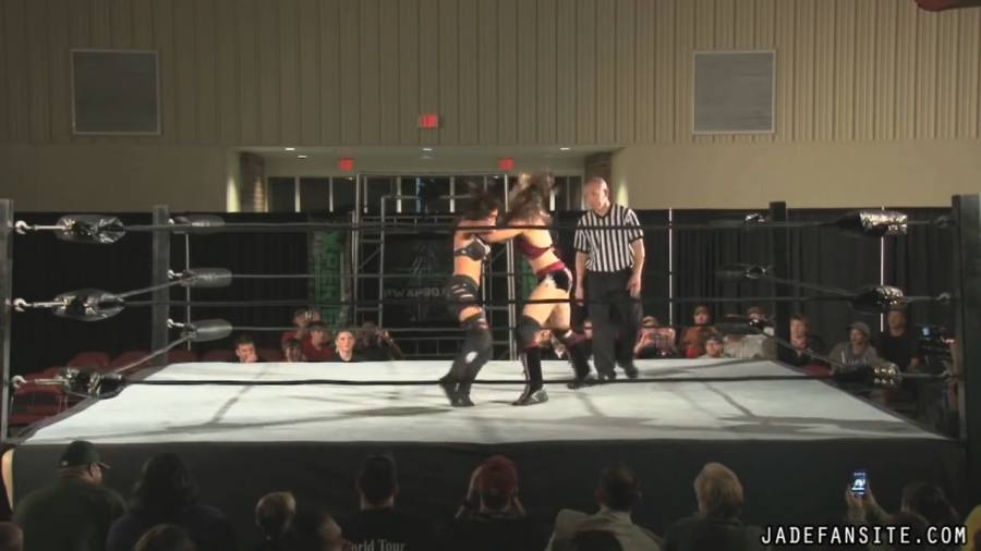 MiavsIvelisse08172013_Still149.jpg
