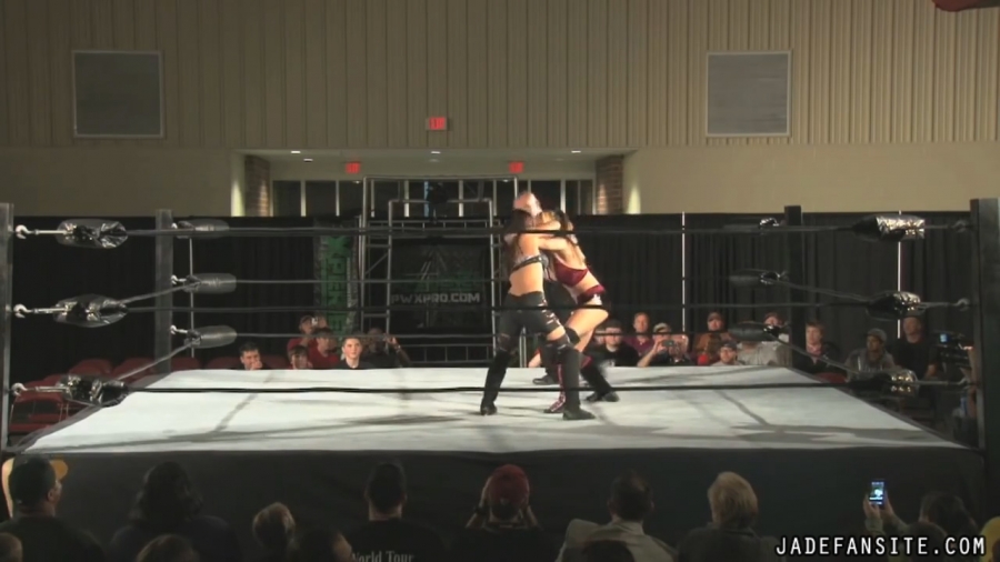 MiavsIvelisse08172013_Still151.jpg