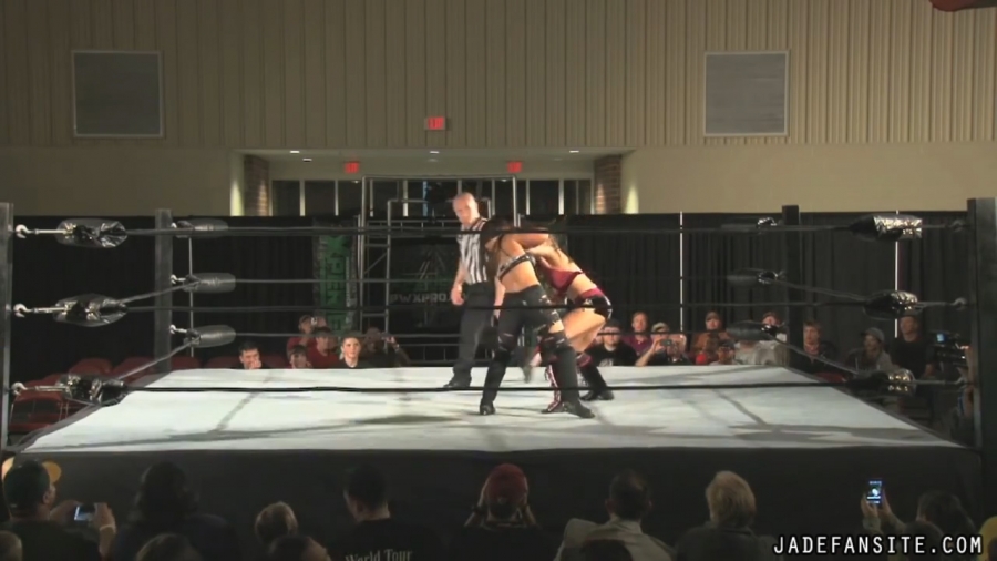 MiavsIvelisse08172013_Still152.jpg