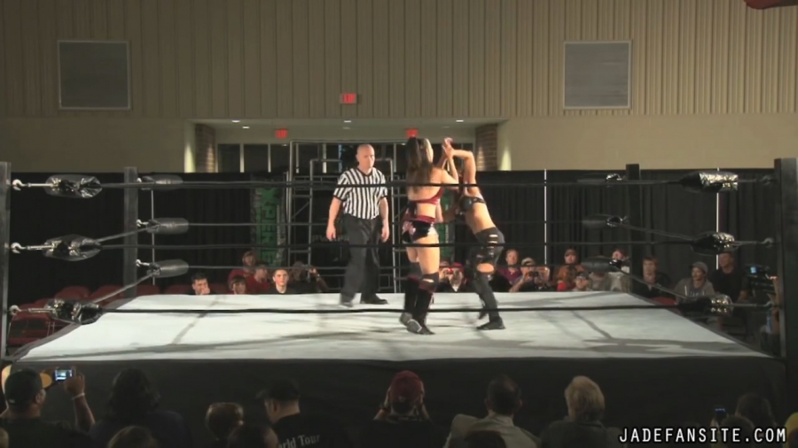 MiavsIvelisse08172013_Still157.jpg