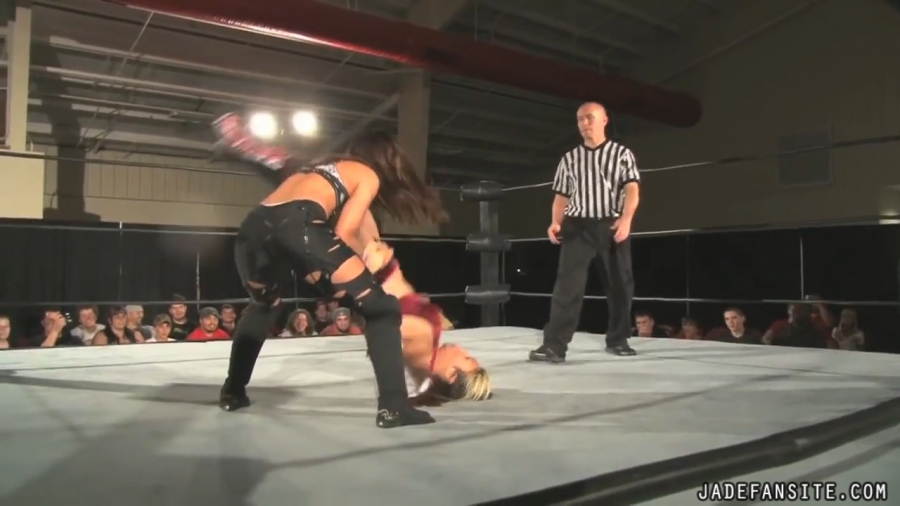 MiavsIvelisse08172013_Still170.jpg
