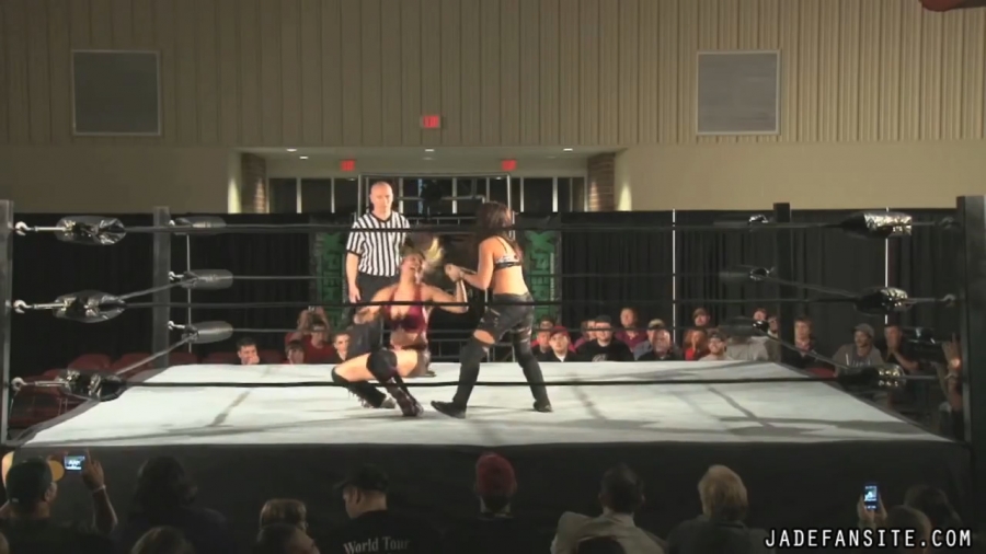 MiavsIvelisse08172013_Still171.jpg