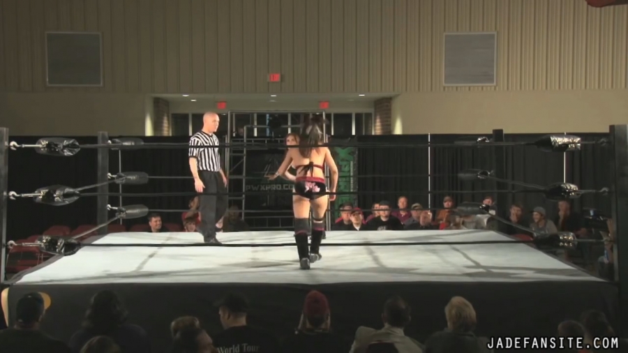 MiavsIvelisse08172013_Still185.jpg
