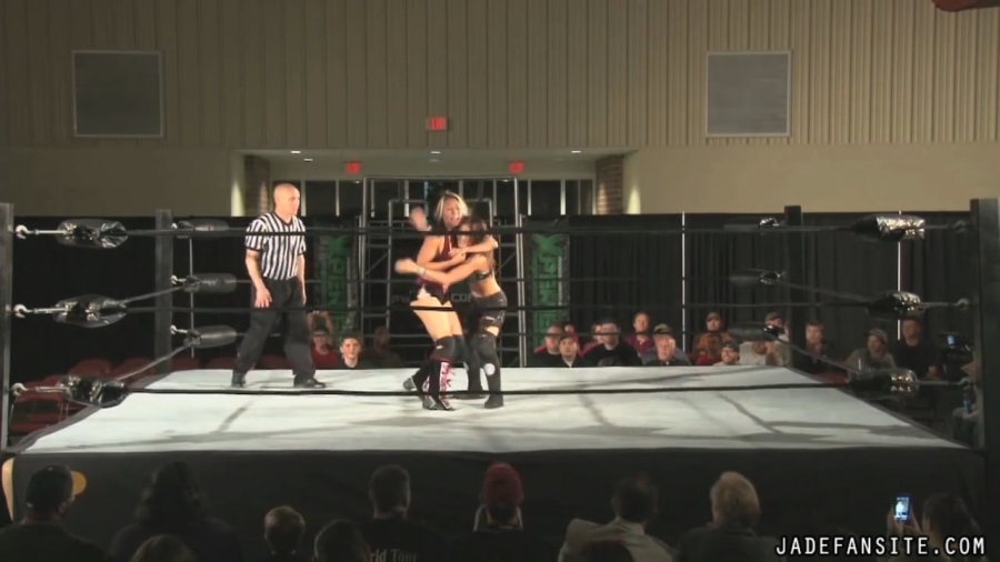 MiavsIvelisse08172013_Still210.jpg