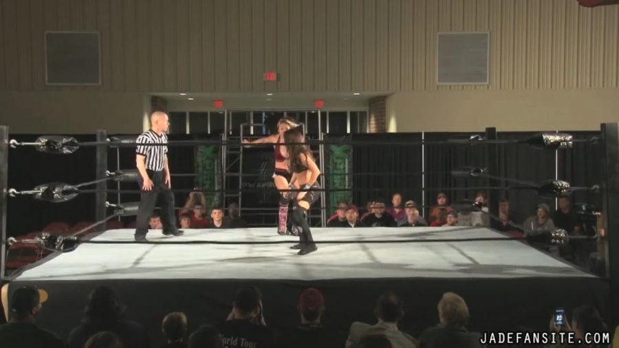 MiavsIvelisse08172013_Still237.jpg