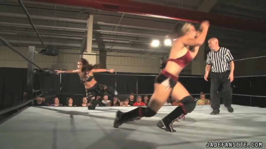 MiavsIvelisse08172013_Still242.jpg