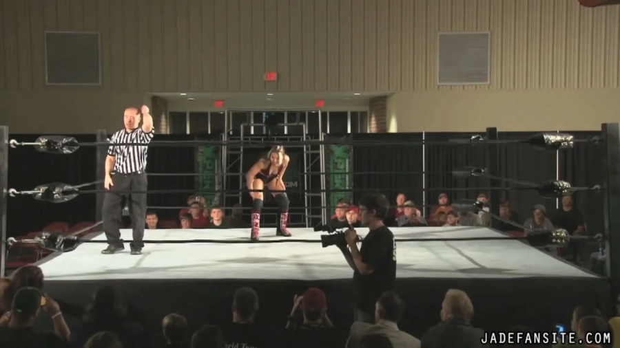 MiavsIvelisse08172013_Still263.jpg