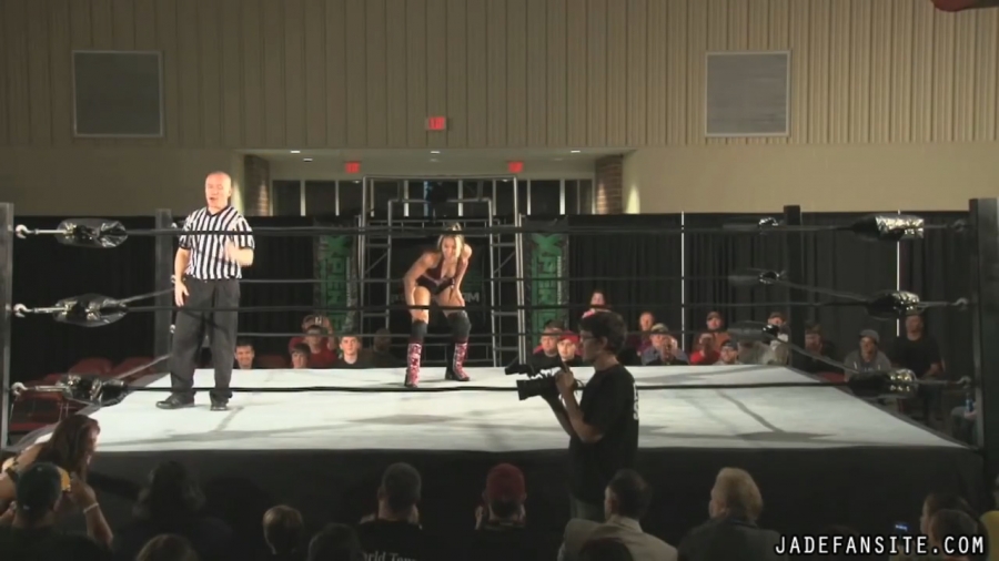 MiavsIvelisse08172013_Still265.jpg