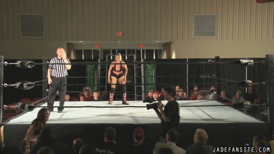 MiavsIvelisse08172013_Still267.jpg