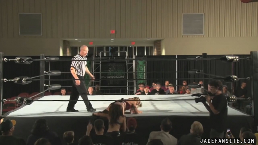 MiavsIvelisse08172013_Still273.jpg