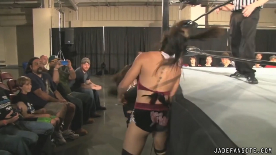 MiavsIvelisse08172013_Still277.jpg