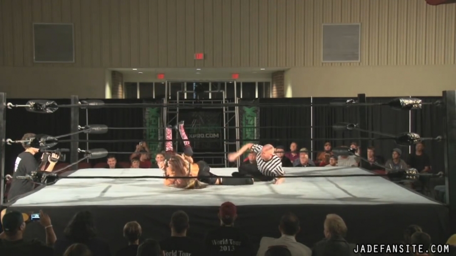 MiavsIvelisse08172013_Still386.jpg