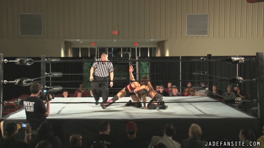 MiavsIvelisse08172013_Still486.jpg