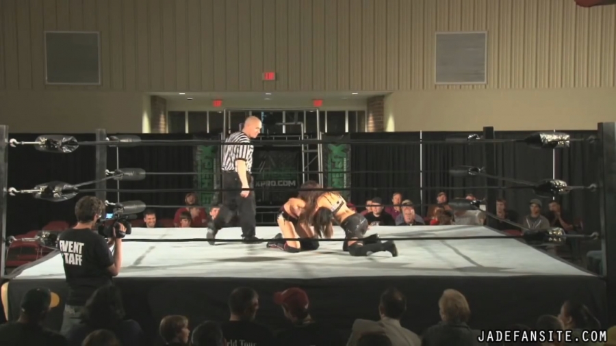 MiavsIvelisse08172013_Still507.jpg