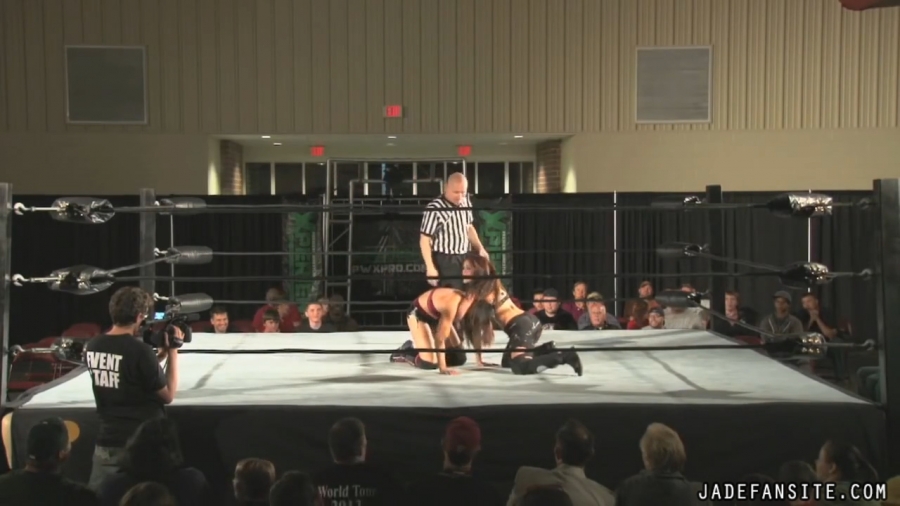 MiavsIvelisse08172013_Still509.jpg