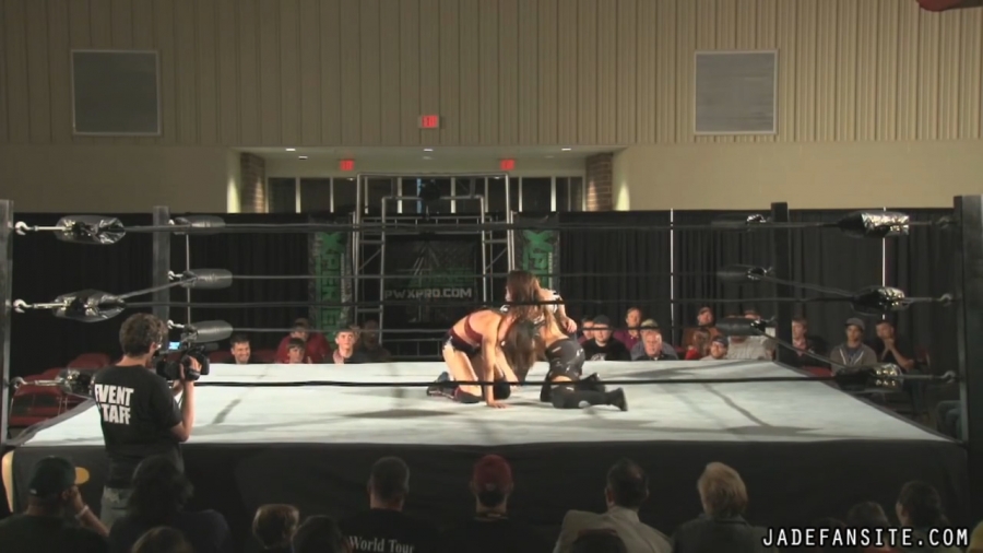 MiavsIvelisse08172013_Still513.jpg