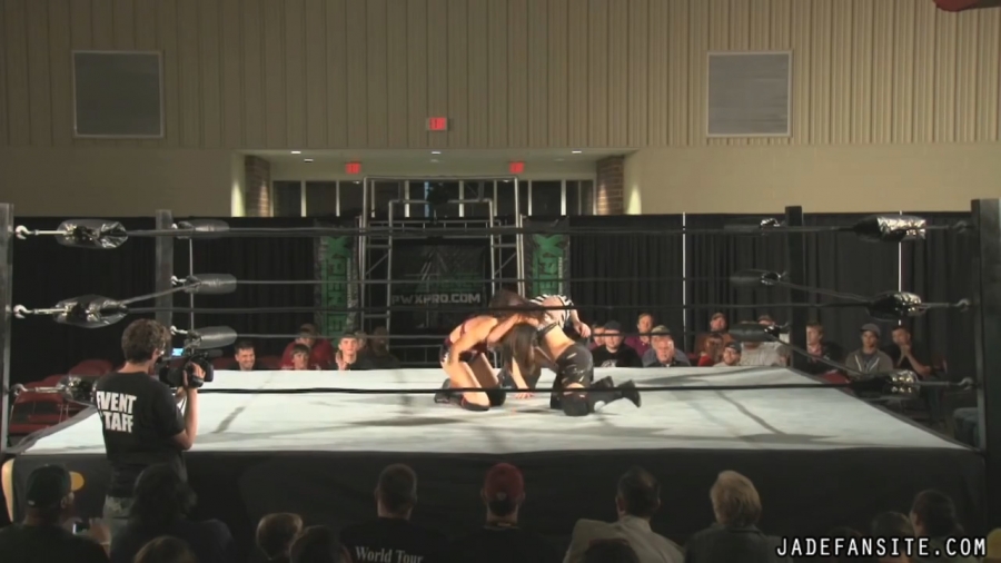 MiavsIvelisse08172013_Still514.jpg
