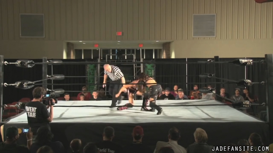 MiavsIvelisse08172013_Still518.jpg