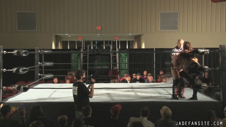 MiavsIvelisse08172013_Still543.jpg