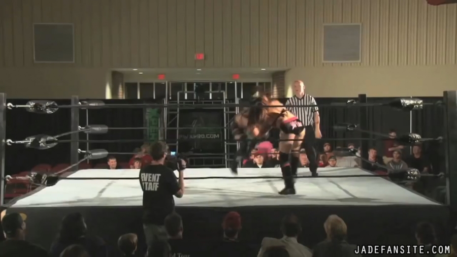 MiavsIvelisse08172013_Still550.jpg