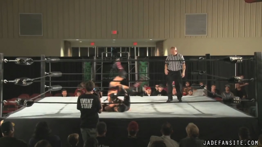MiavsIvelisse08172013_Still551.jpg