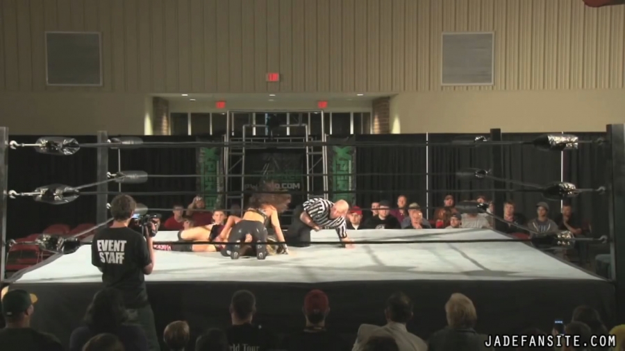 MiavsIvelisse08172013_Still563.jpg
