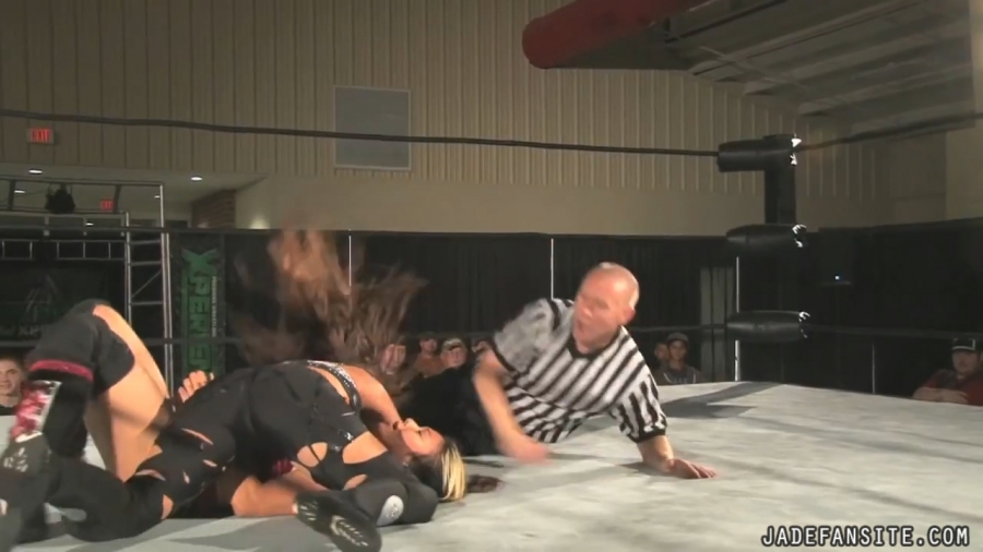 MiavsIvelisse08172013_Still591.jpg