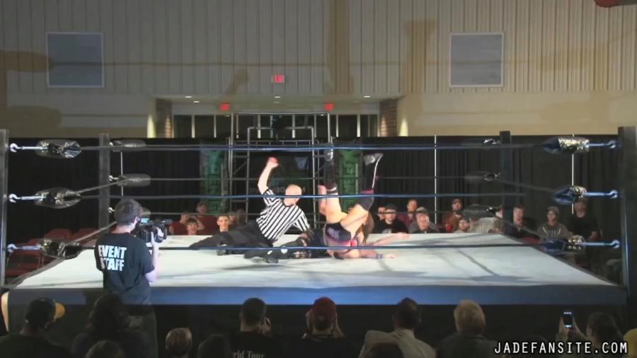 MiavsIvelisse08172013_Still607.jpg