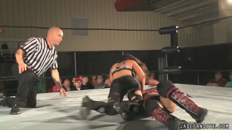 MiavsIvelisse08172013_Still616.jpg