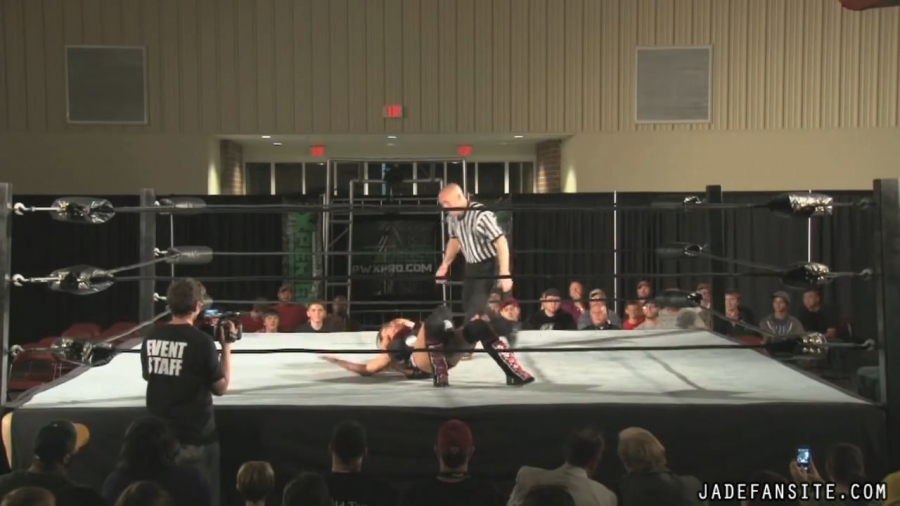 MiavsIvelisse08172013_Still643.jpg