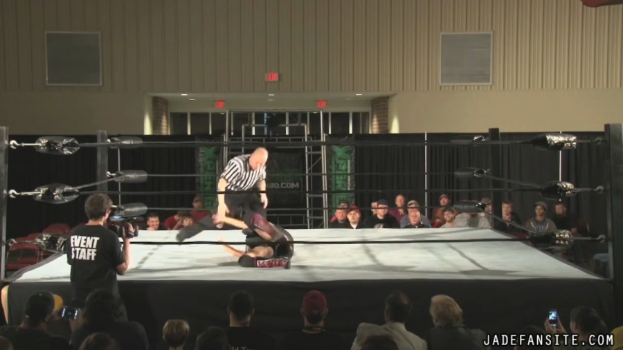 MiavsIvelisse08172013_Still645.jpg