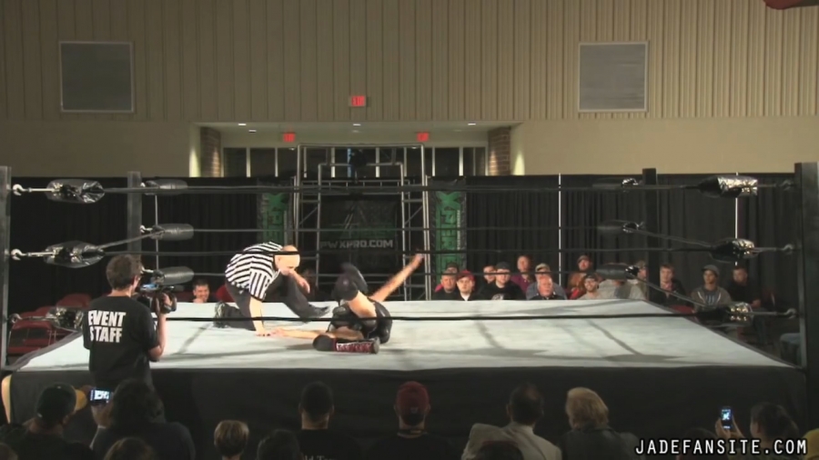 MiavsIvelisse08172013_Still646.jpg