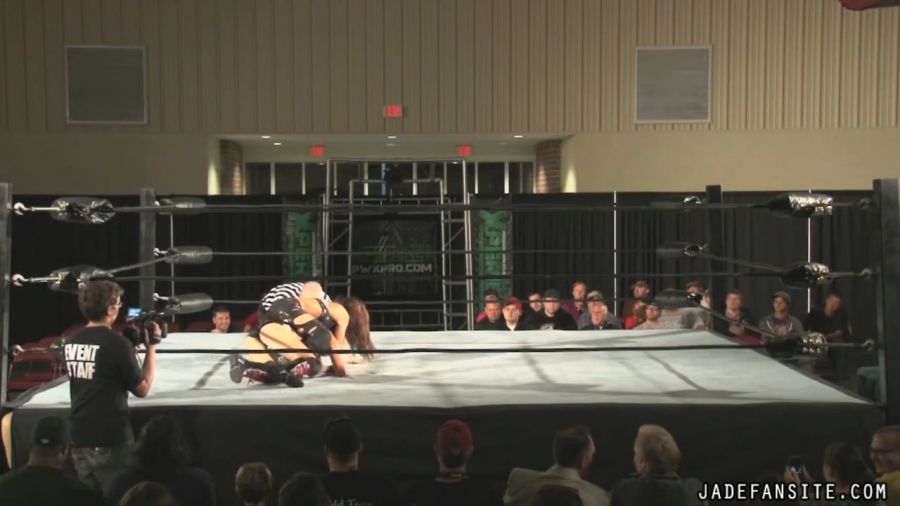 MiavsIvelisse08172013_Still671.jpg